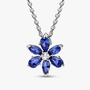 Pandora Sparkling Blue Herbarium Cluster Necklace